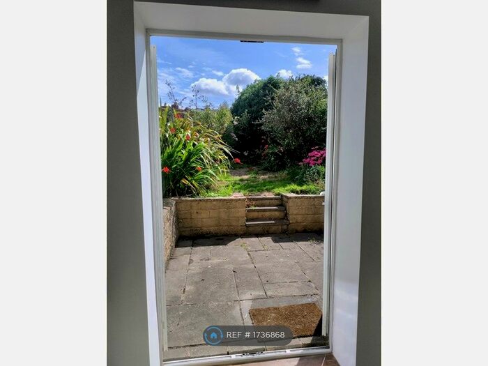 2 Bedroom End Of Terrace House To Rent In Winchester Road, Bristol, BS4