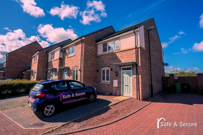 2 Bedroom End Of Terrace House To Rent In Louisa Close, Elba Park, Houghton-Le-Spring, DH4