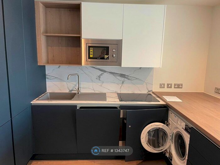 2 Bedroom Flat To Rent In New Bailey Street, Salford, M3