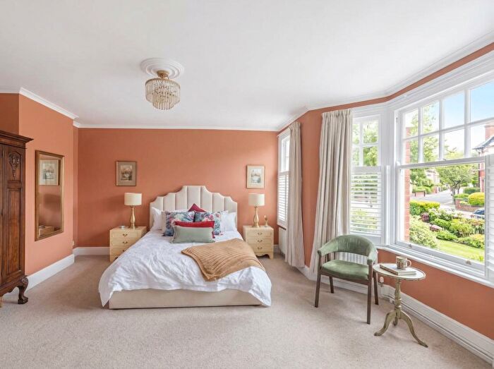 4 Bedroom Semi-Detached House To Rent In Astonville Street, Southfields, London, SW18