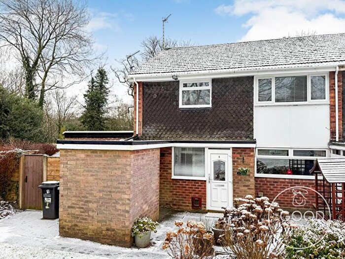 2 Bedroom Flat To Rent In The Race, Handforth, SK9