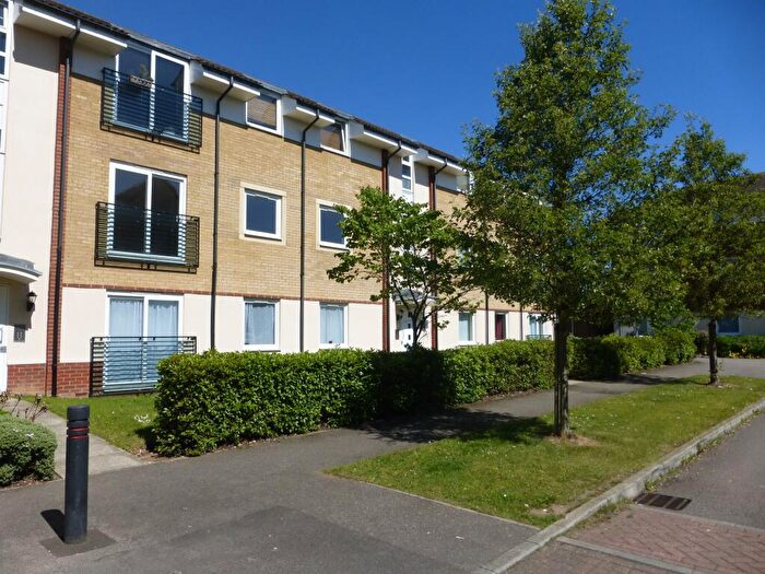 2 Bedroom Apartment To Rent In Eddington Crescent, Welwyn Garden City, AL7