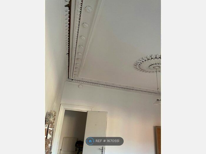 4 Bedroom Flat To Rent In Rupert St, Hlasgow, G4