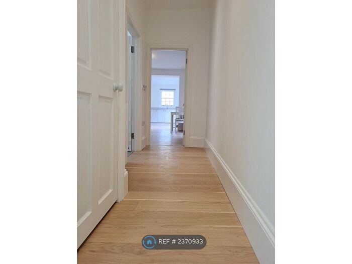 1 Bedroom Flat To Rent In Bow Common Lane, London, E3