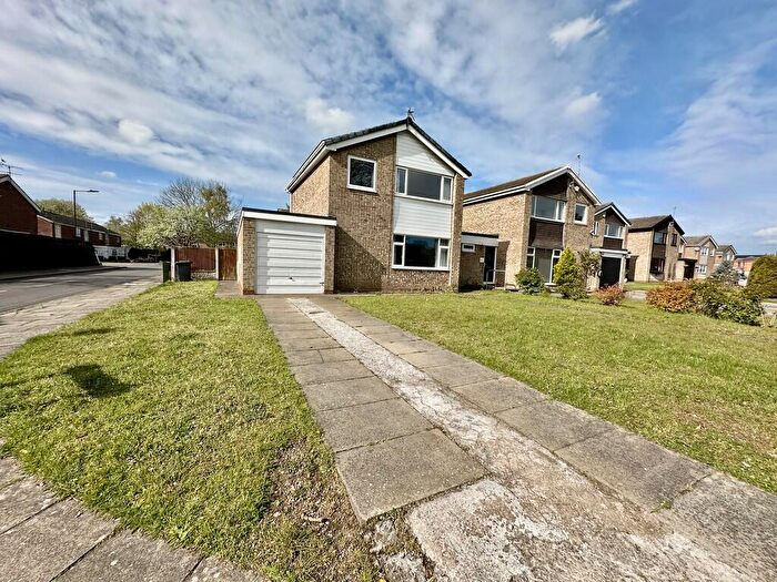 3 Bedroom Detached House For Sale In Bessacarr Lane, Bessacarr, Doncaster, DN4