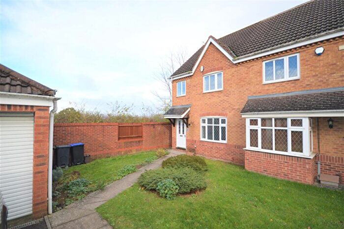 3 Bedroom Semi-Detached House To Rent In Dixon Road, Kingsthorpe, NN2