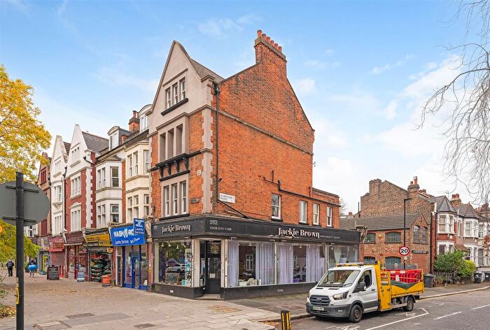 1 Bedroom Flat For Sale In Norwood Road, West Norwood, SE27