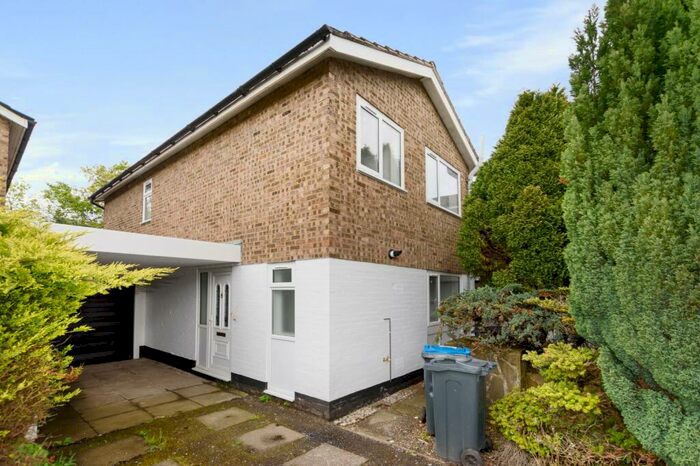 4 Bedroom Detached House To Rent In Braybrooke Gardens, London, SE19