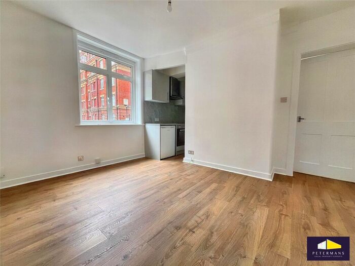 1 Bedroom Apartment To Rent In Peabody Estate, Rosendale Road, London, SE24