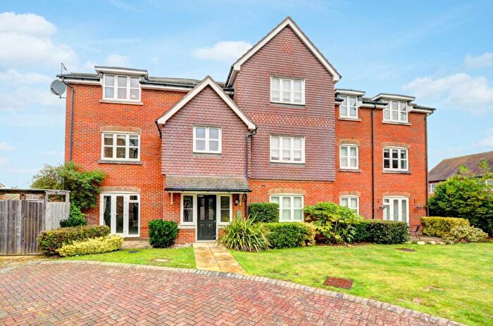 2 Bedroom Apartment To Rent In Old Sawmill Place, Chinnor, OX39