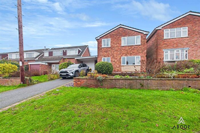 4 Bedroom Detached House For Sale In High Street, Linton, Swadlincote, DE12