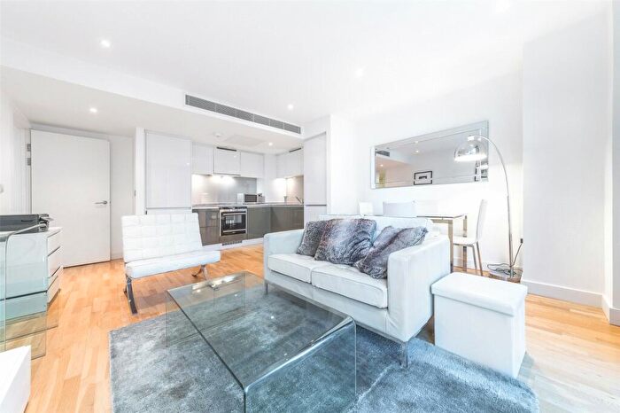 1 Bedroom Apartment To Rent In Marsh Wall, London, E14