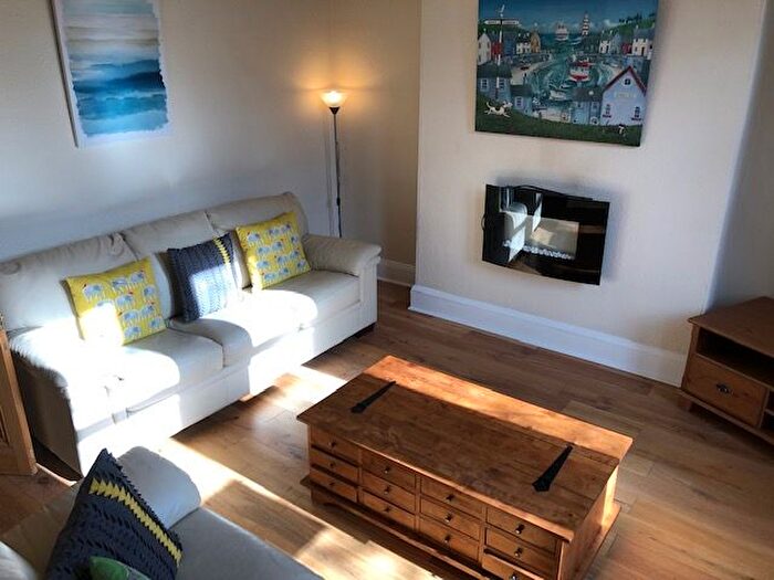 1 Bedroom Flat To Rent In Union Grove, City Centre, Aberdeen, AB10