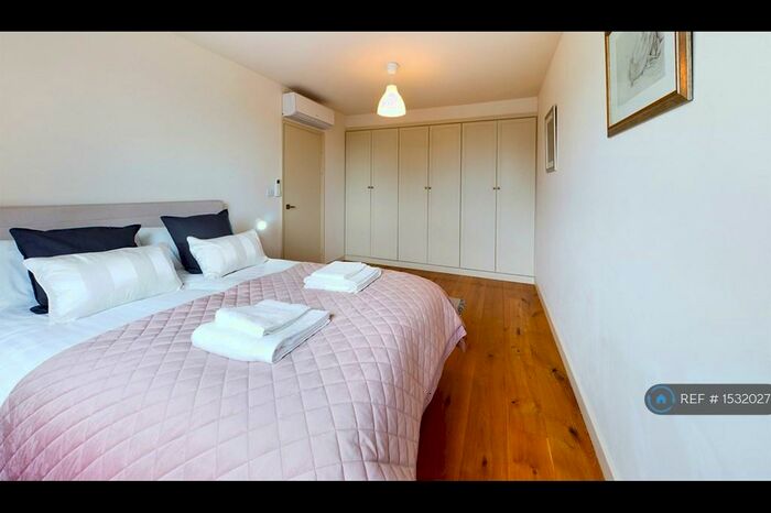 1 Bedroom Flat To Rent In Glynde Place, Horsham, RH12