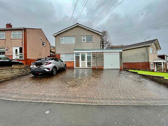3 Bedroom Detached House For Sale In Christopher Road, Ynysforgan, Swansea, SA6