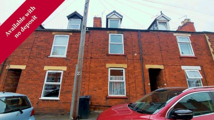 3 Bedroom Terraced House To Rent In Stamford Street, Grantham, NG31