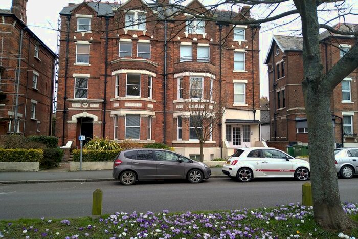 2 Bedroom Flat To Rent In Castle Hill Avenue, Folkestone, Kent, CT20