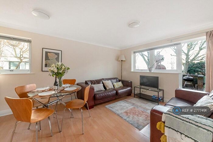 2 Bedroom Maisonette To Rent In Undine Road, London, E14