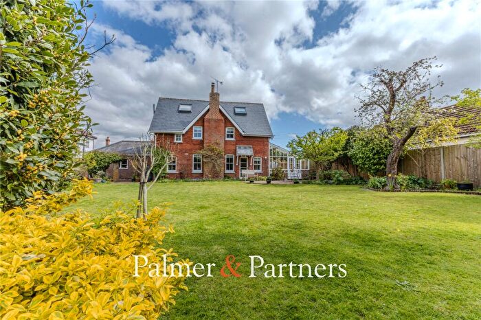 4 Bedroom Detached House For Sale In Fairfield Road, Saxmundham, Suffolk, IP17