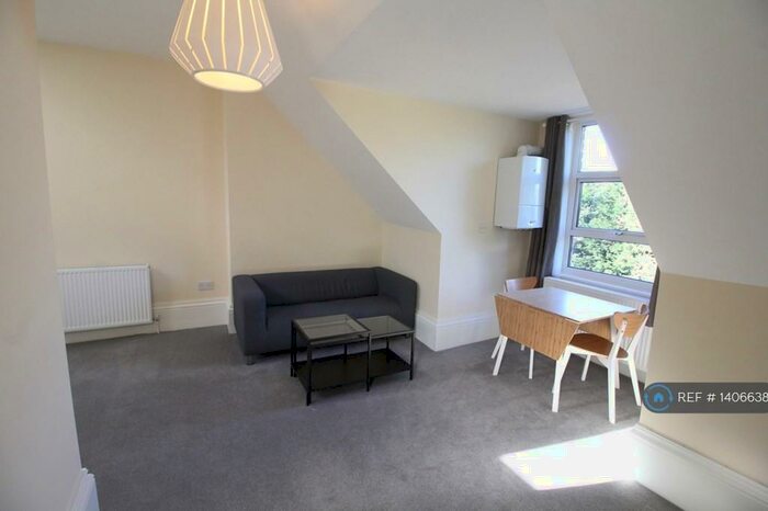 1 Bedroom Flat To Rent In Oxford Road, Birmingham, B13