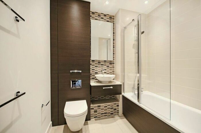 3 Bedroom Flat To Rent In Hackney Square, Hackney, London, E9