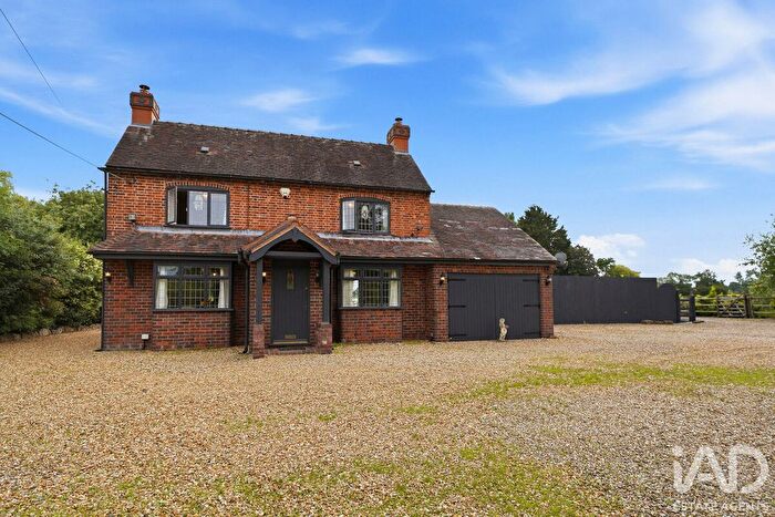 5 Bedroom Detached House For Sale In Tamworth Road, Nether Whitacre, B46