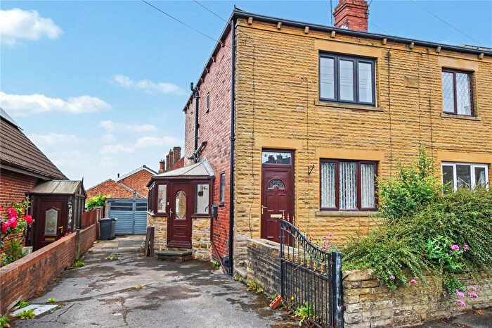 3 Bedroom Semi-detached House For Sale In Westerton Road, Tingley, Wakefield, West Yorkshire, WF3