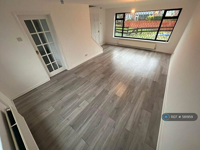 3 Bedroom Semi-Detached House To Rent In Radford Bridge Road, Nottingham, NG8