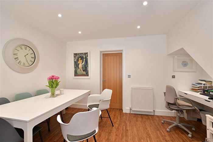 3 Bedroom Terraced House For Sale In Chingford Lane, Woodford Green, Essex, IG8