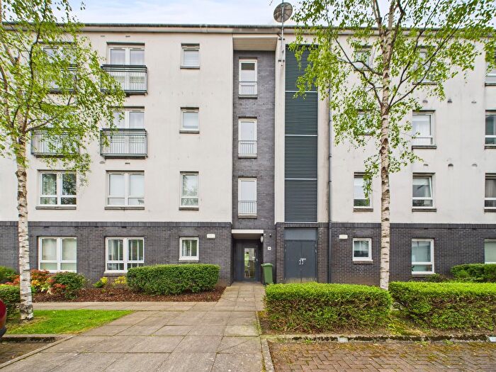 2 Bedroom Flat To Rent In Whimbrel Wynd, Renfrew, PA4