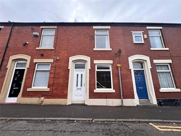 2 Bedroom Terraced House To Rent In Smalley Street, Rochdale, Greater Manchester, OL11