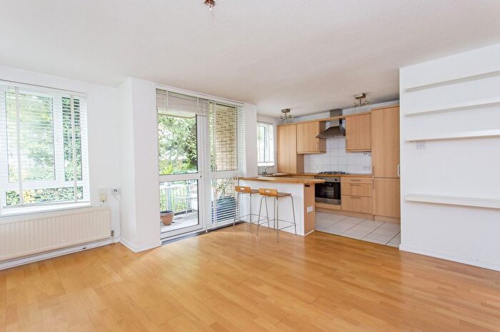 1 Bedroom Flat To Rent In Aspern Grove, Coates Court, NW3