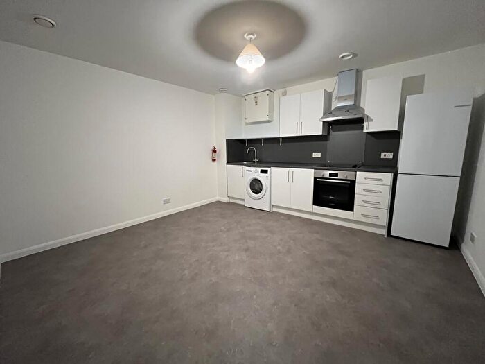 3 Bedroom Apartment To Rent In St Peters Road, Bournemouth, BH1