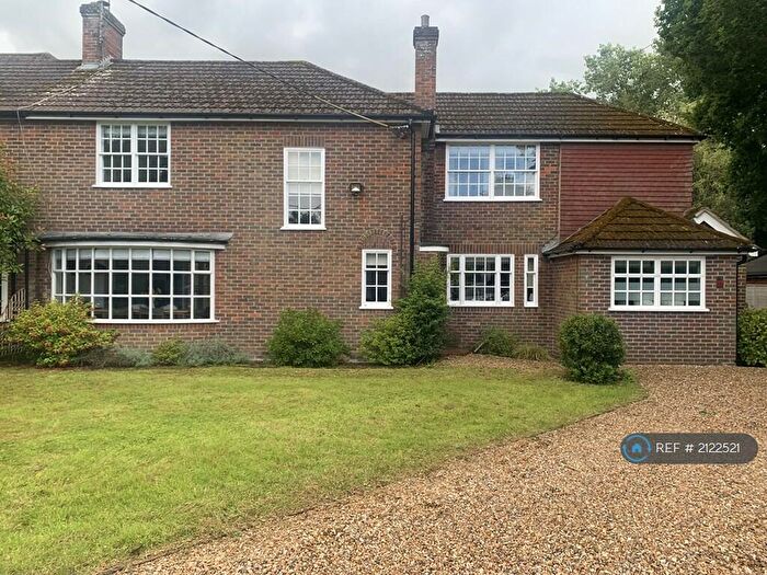 4 Bedroom Semi-Detached House To Rent In Lewes Rd, Haywards Heath, RH17