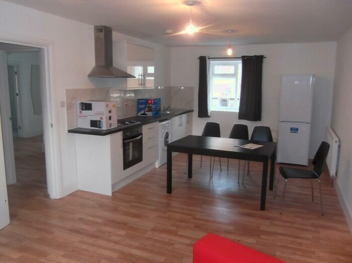 1 Bedroom Flat To Rent In Town Centre, Hatfield, AL10