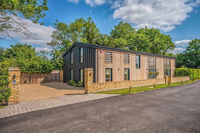 4 Bedroom Detached House For Sale In St. Marys Lane, Hertingfordbury, SG14