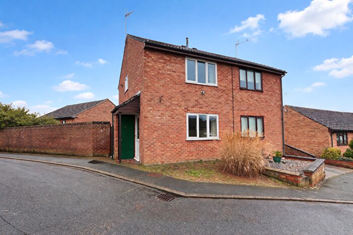 2 Bedroom Semi Detached House To Rent In Paget Close, IP6