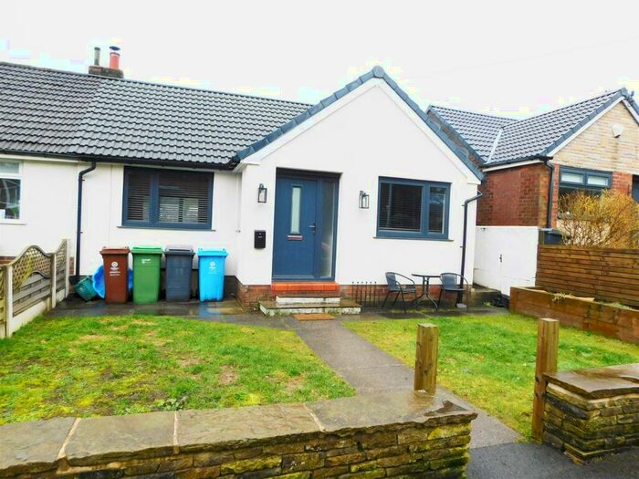 3 Bedroom Semi-Detached House To Rent In Brookside Avenue, Grotton, Saddleworth, Oldham, OL4