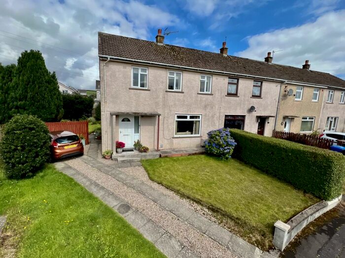 3 Bedroom End Of Terrace House For Sale In Brockly View, Kilbirnie, KA25