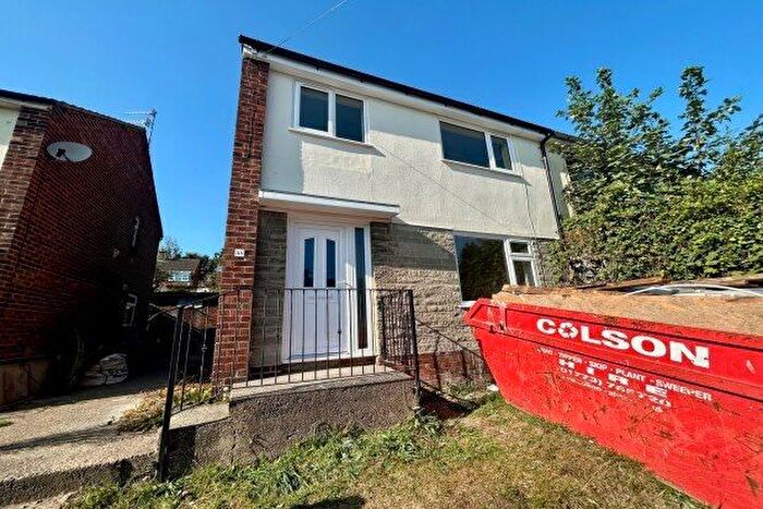 3 Bedroom Semi-Detached House To Rent In Oxengate, Nottingham, NG5