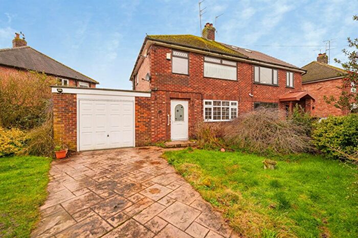 3 Bedroom Semi-Detached House For Sale In Morland Avenue, Bromborough, Wirral, CH62