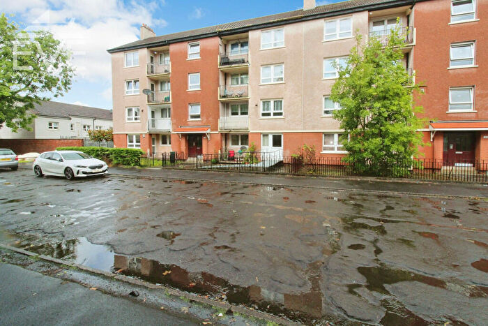2 Bedroom Flat To Rent In Glanderston Drive, Knightswood, Glasgow, G13