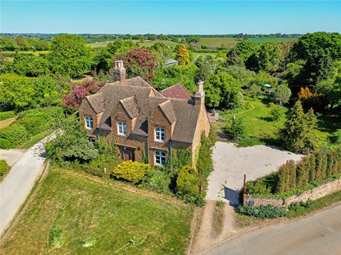 4 Bedroom Detached House For Sale In The Green, Shutford, Banbury, Oxfordshire, OX15