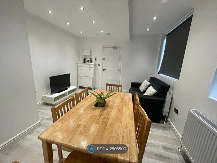 2 Bedroom Flat To Rent In Crawford Street, London, W1H