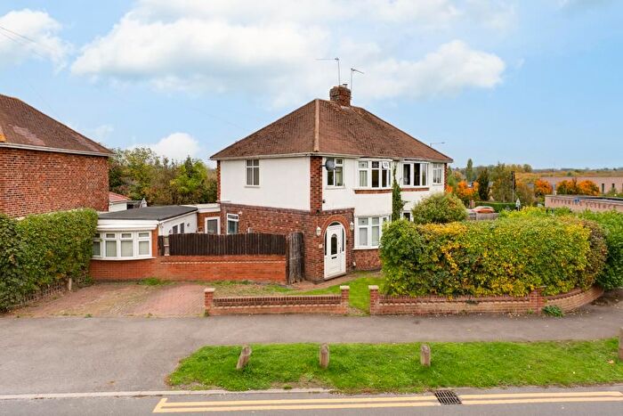 3 Bedroom Property For Sale In Southgate Drive, Kettering, NN15