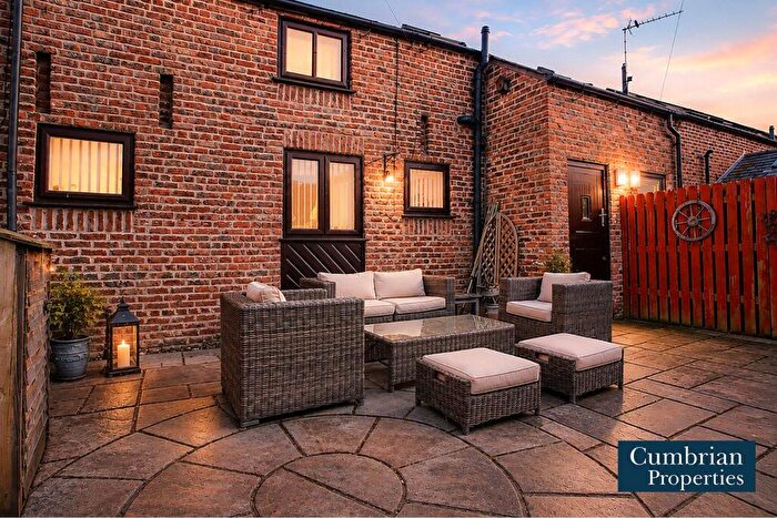 3 Bedroom Barn Conversion For Sale In Chestnut Grove, Linstock, Carlisle, CA6