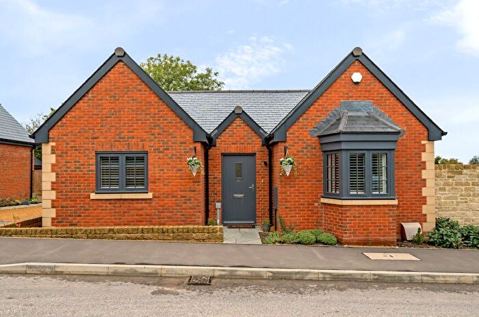 2 Bedroom Bungalow For Sale In King Alfreds Drive, Wincanton, Somerset, BA9