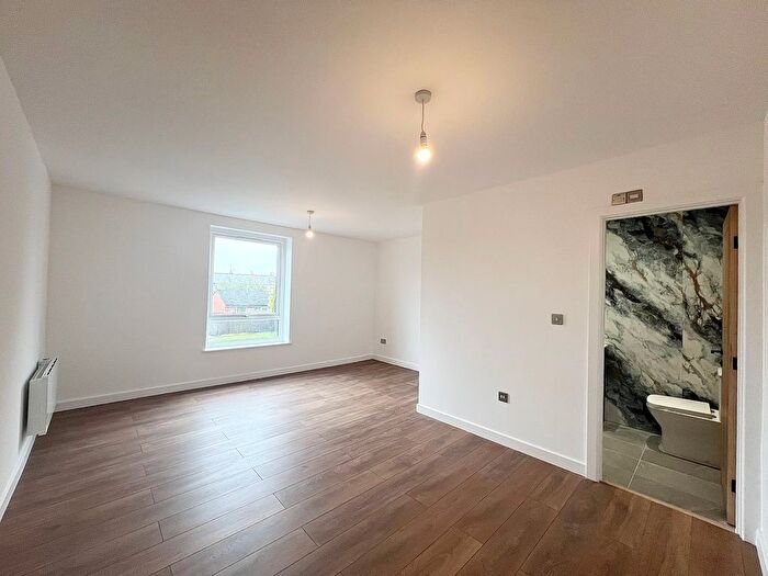 1 Bedroom Flat To Rent In Firs Lane, Leigh, WN7