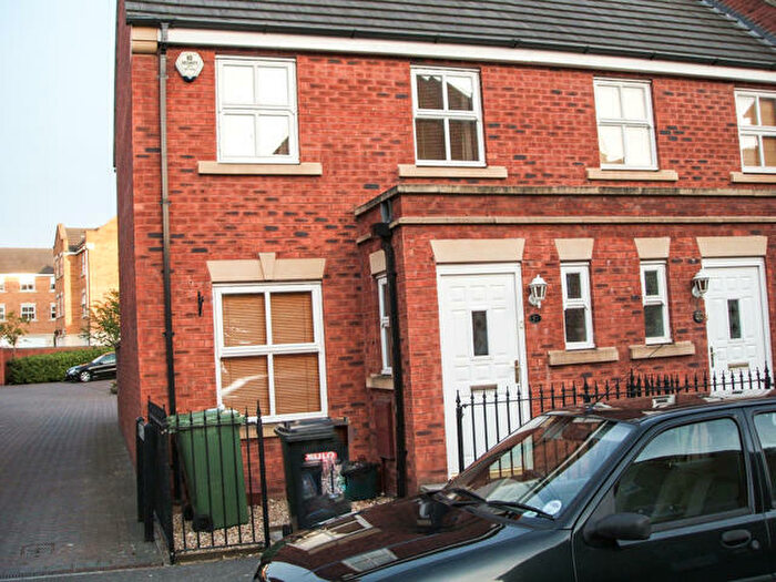 2 Bedroom End Of Terrace House To Rent In Wright Way, Stoke Park, BS16