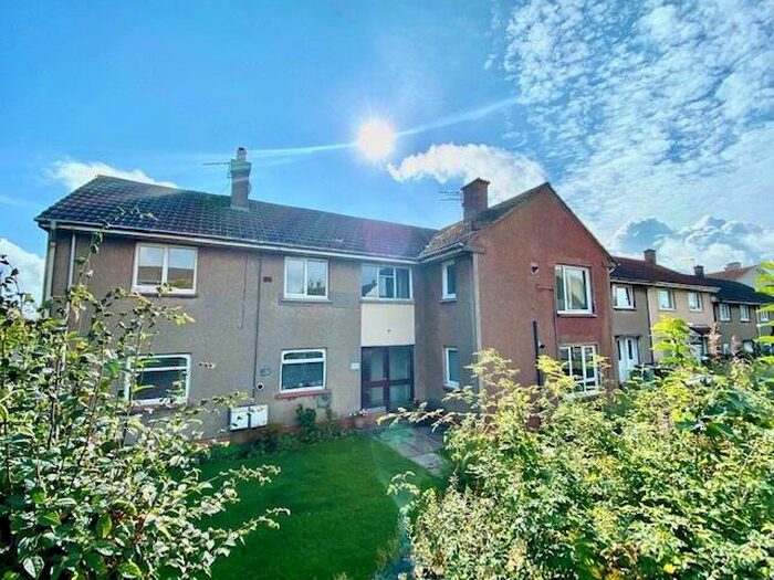 2 Bedroom Flat To Rent In Maxwellton Road, Calderwood, East Kilbride, G74